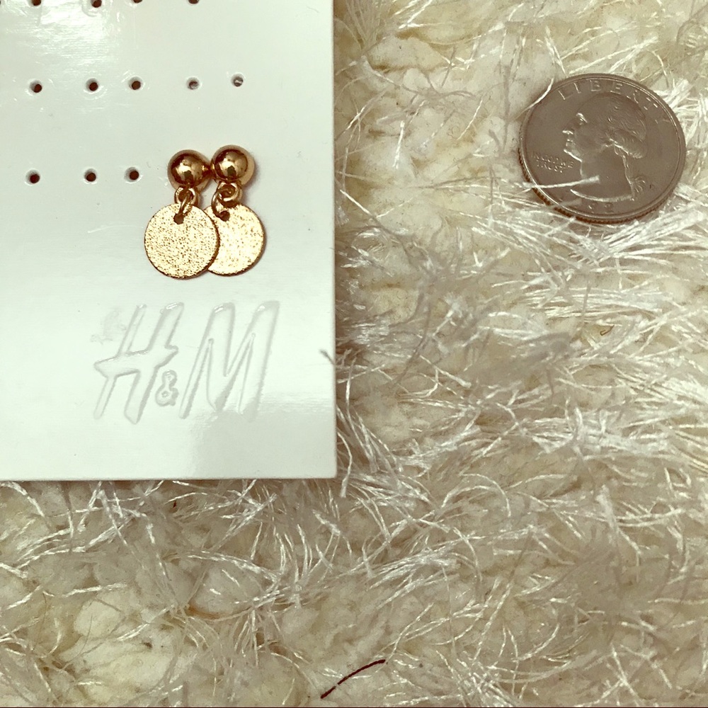 H&M Gold Dangle Earring - BOGO on All Jewelry!